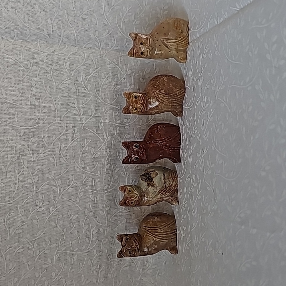 5 Soapstone Crystal Cats Kittens